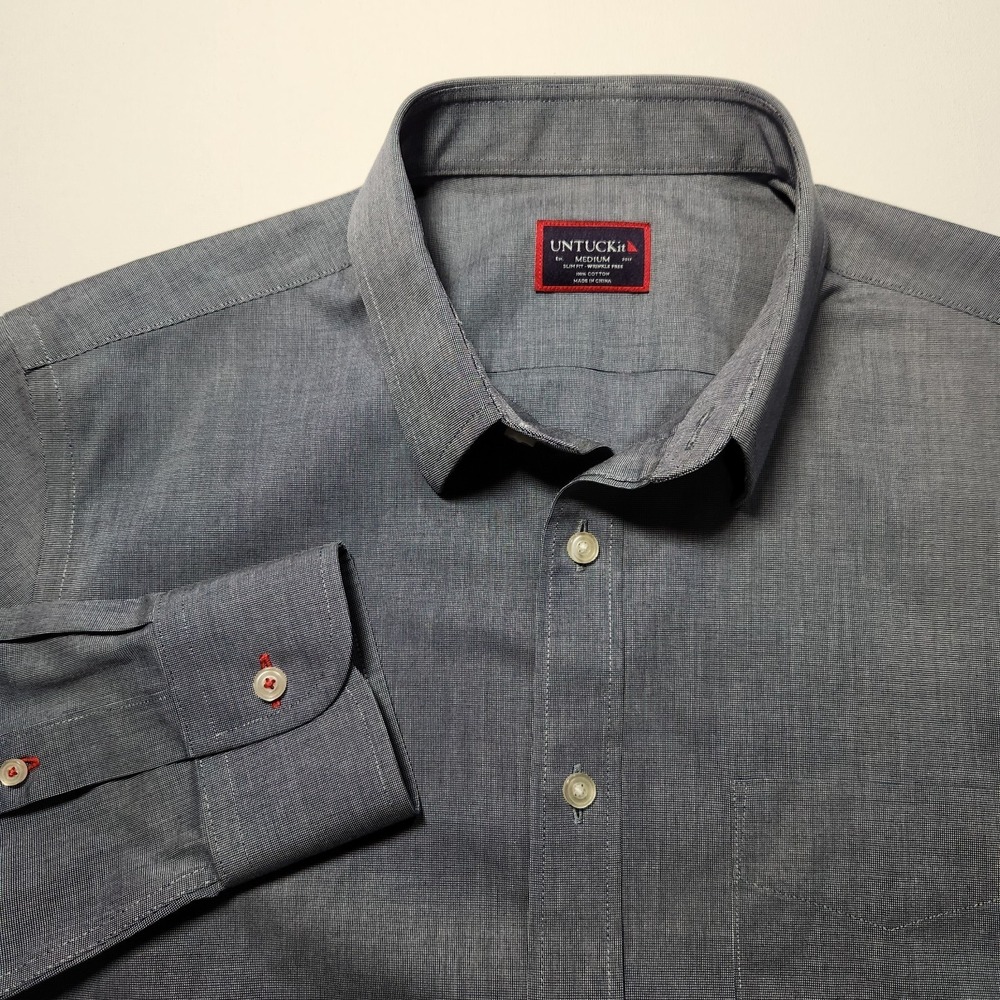 Untuckit Mens Button Up Long Sleeve Shirt‎ Size Medium Blue Point Collar